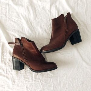 Women’s booties